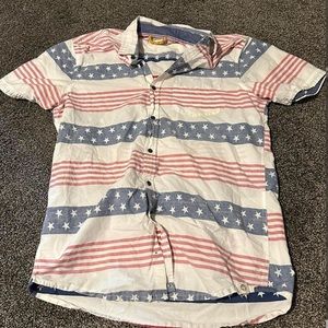 flag button up